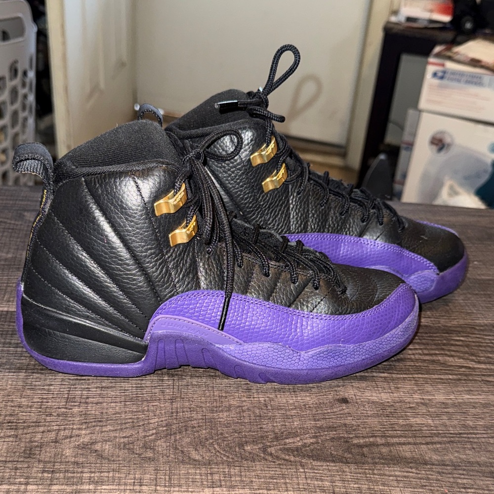 EC-Nike Air Jordan 12 Retro Shoes Youth 6Y Black Purple Basketball Sneakers